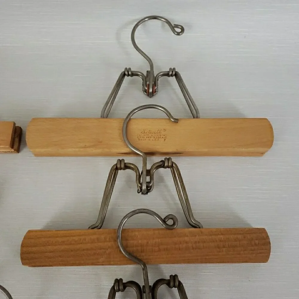8 Setwell Unbranded Wood Pant Hangers Clamp Hinged Vintage